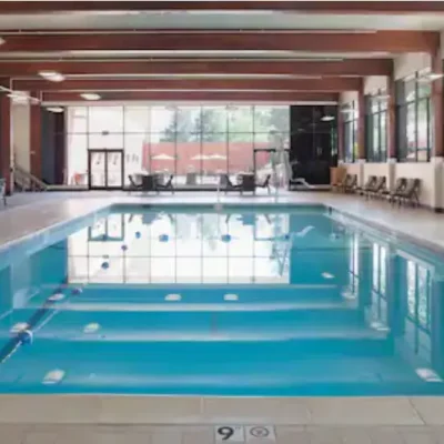 DoubleTree_Hotel_Pool